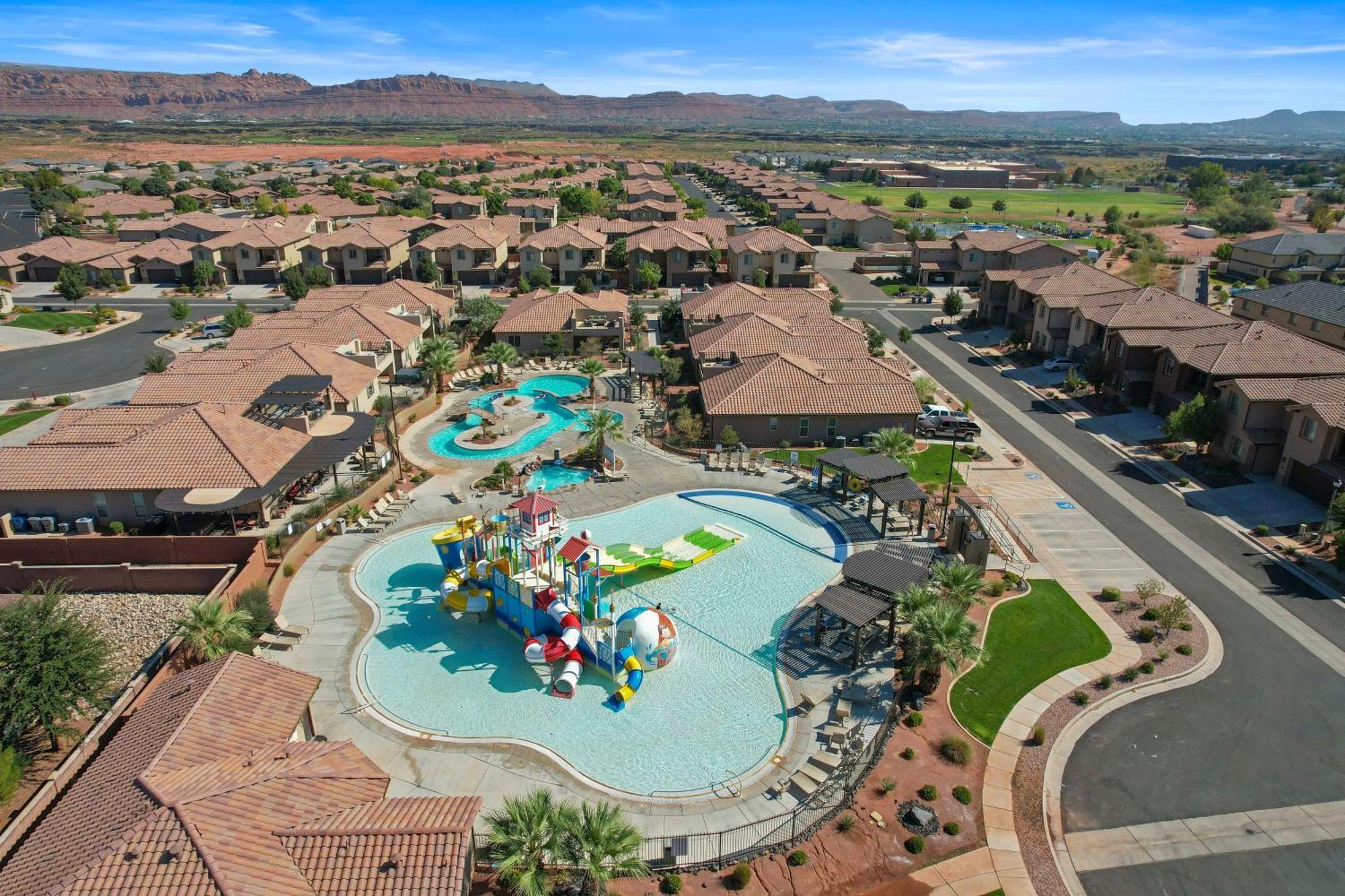 Paradise Village 58 L Sweet Retreat Private Hot Tub, Gaming Console, Community Resort Style Pool And Water Park Santa Clara Exterior photo