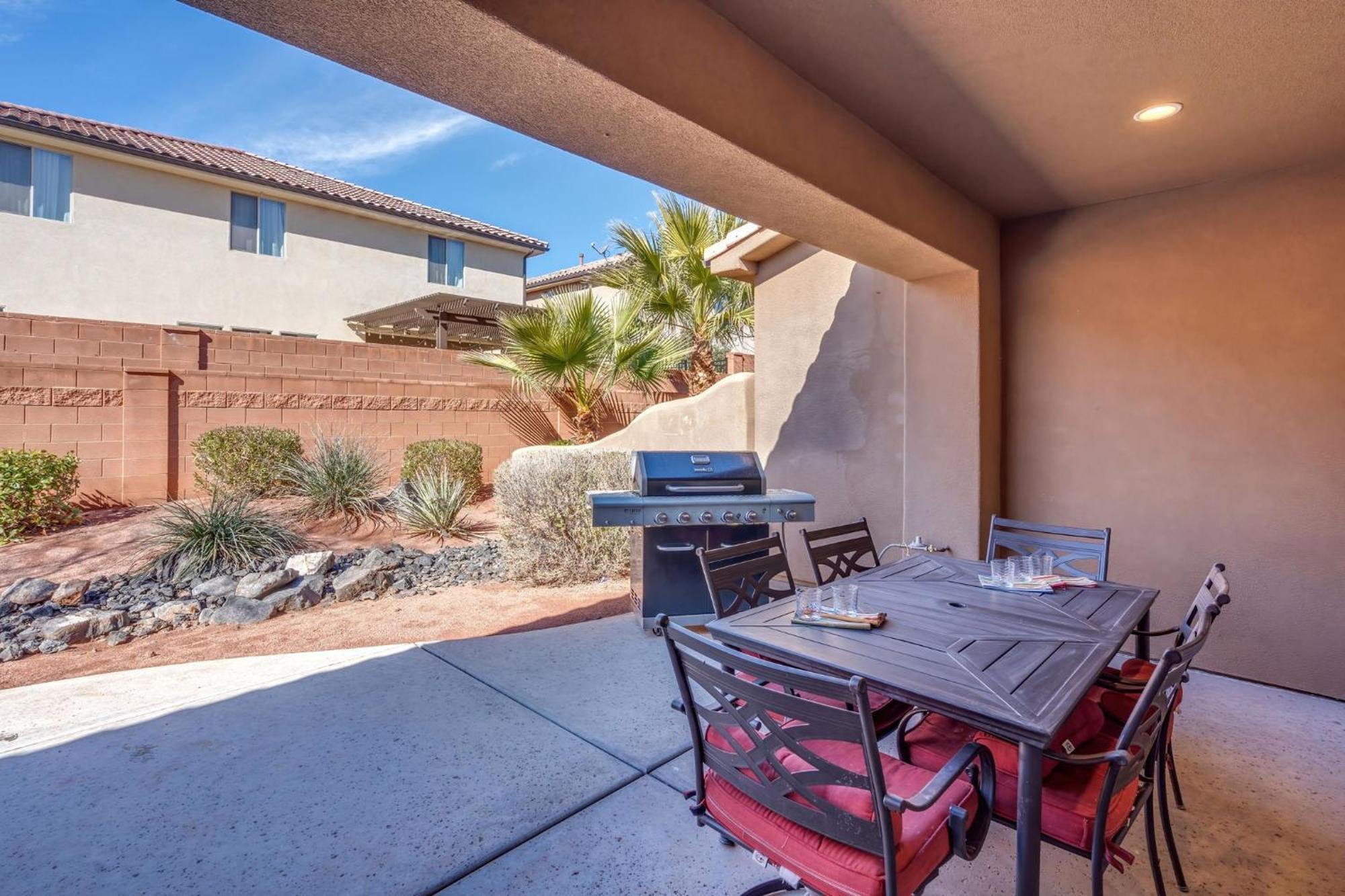 Paradise Village 58 L Sweet Retreat Private Hot Tub, Gaming Console, Community Resort Style Pool And Water Park Santa Clara Exterior photo